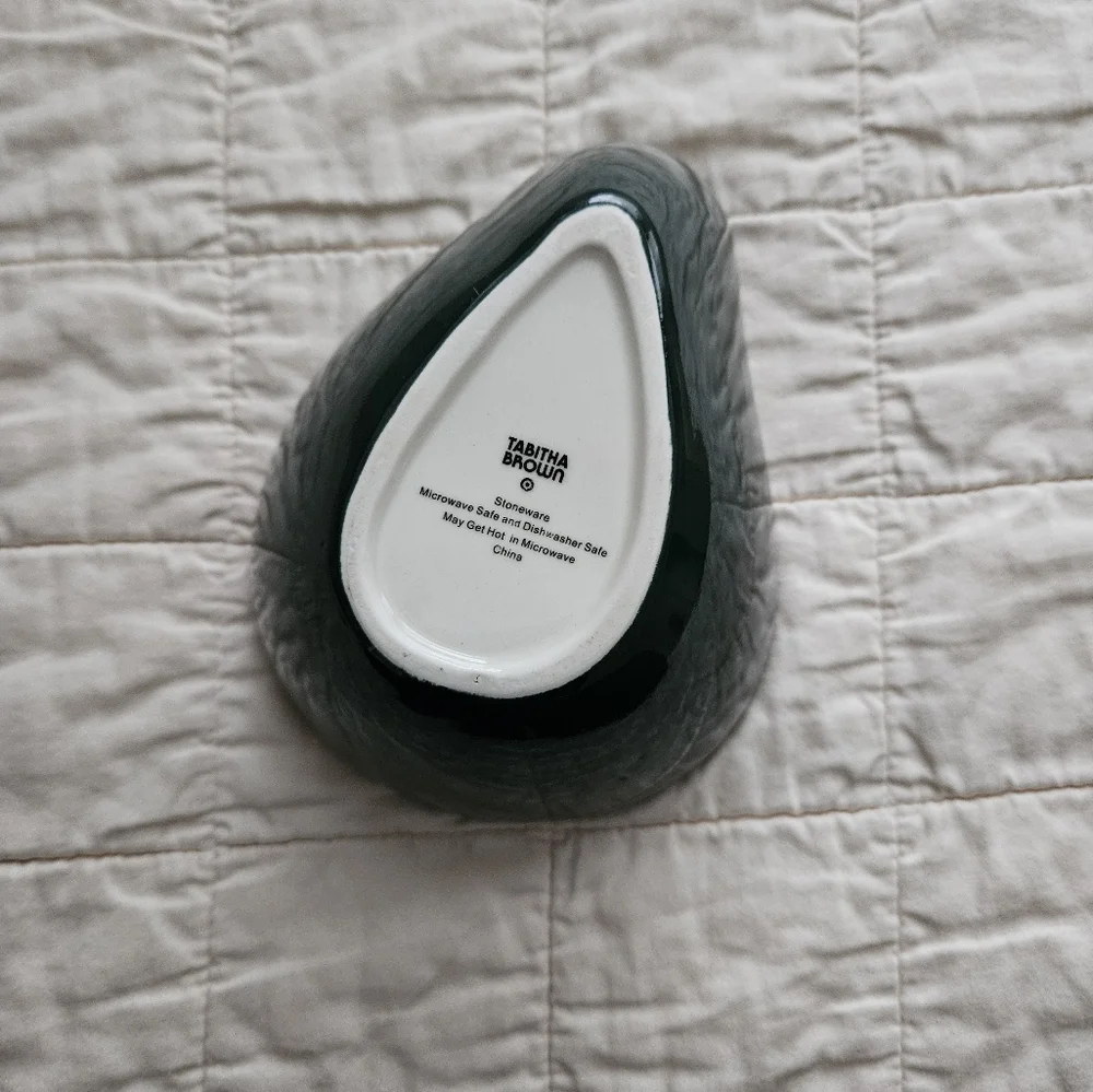 Avocado stoneware (0726)